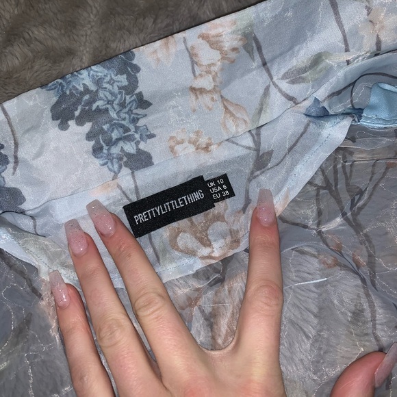 Pretty little thing sheer floral corset blouse - Picture 2 of 6